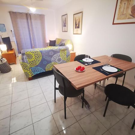 103 Regina Gardens Apartment Paphos Exterior photo