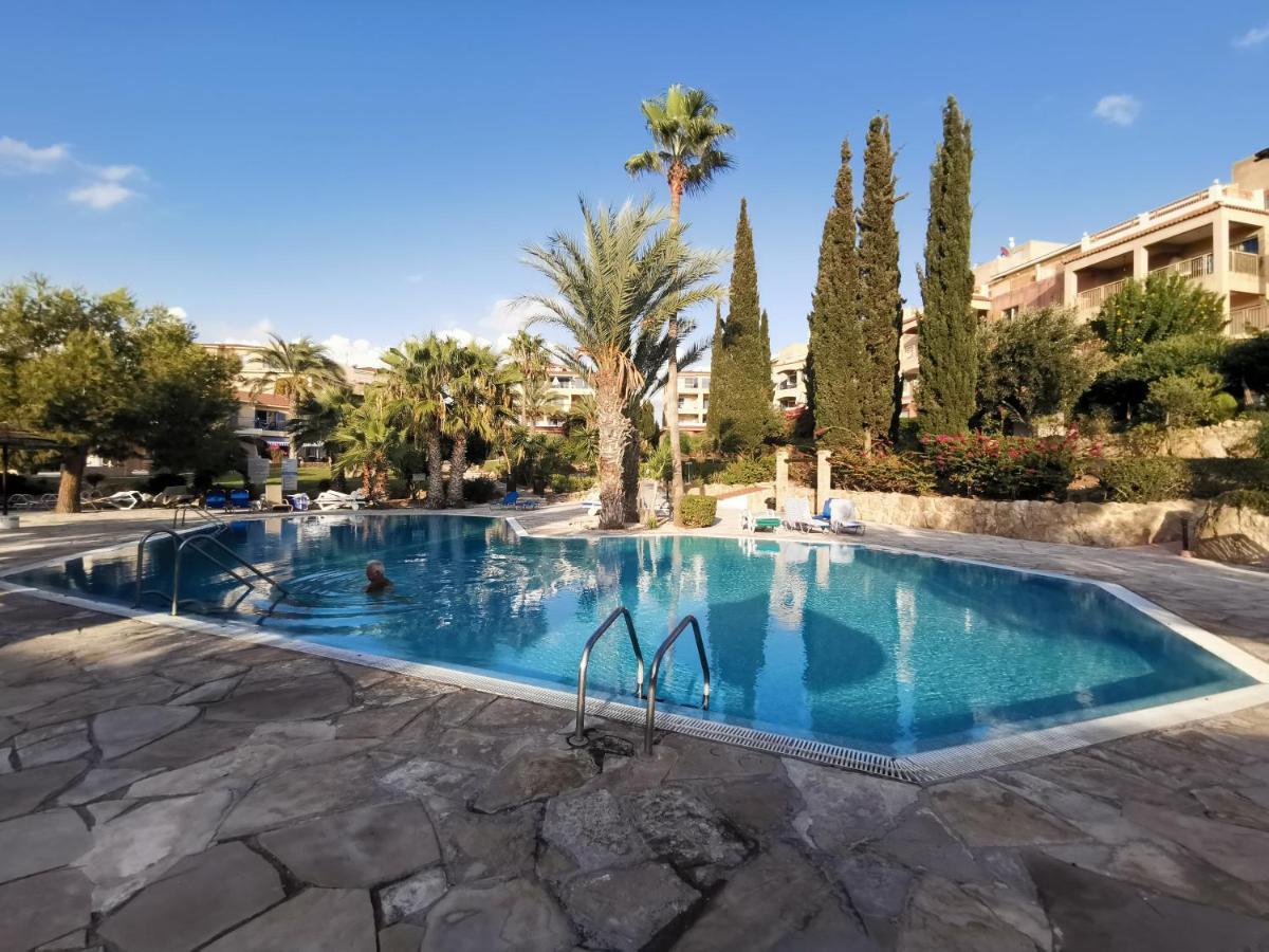 103 Regina Gardens Apartment Paphos Exterior photo