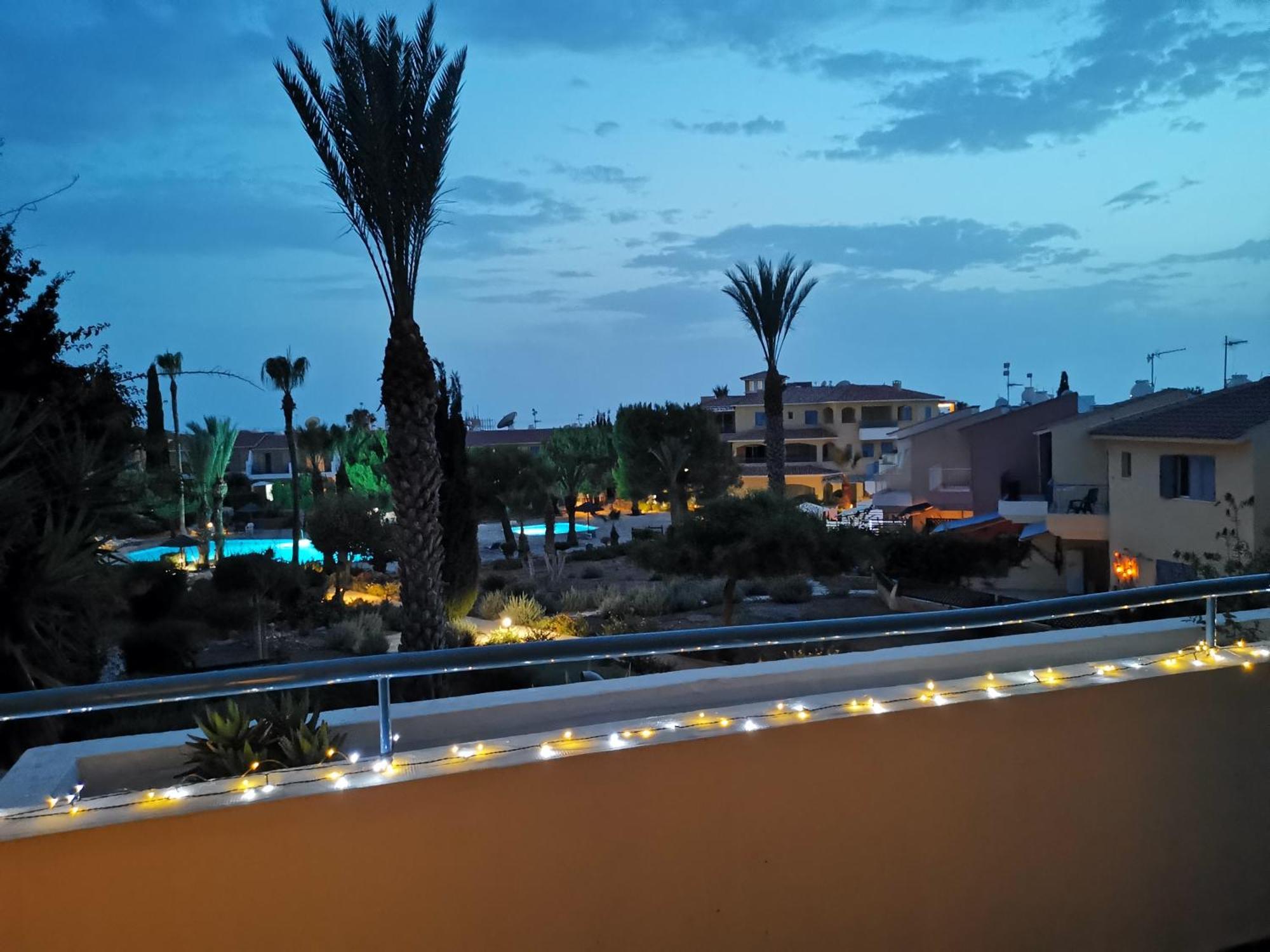 103 Regina Gardens Apartment Paphos Exterior photo